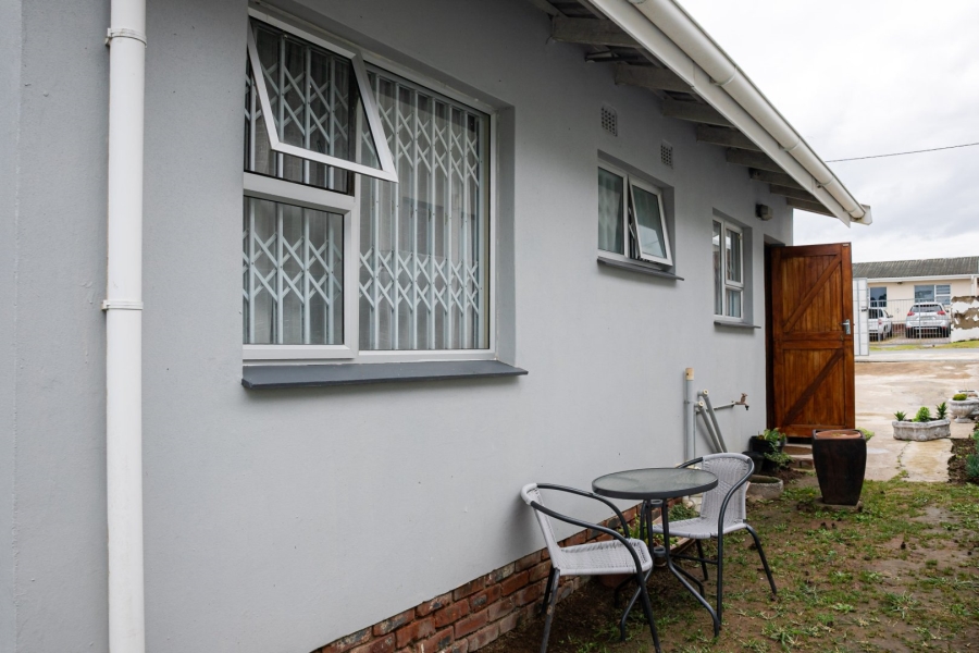 2 Bedroom Property for Sale in Haven Hills Eastern Cape